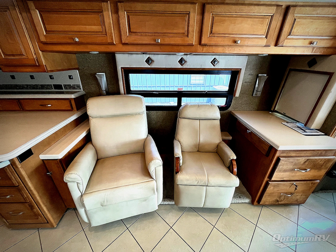 2014 Winnebago Journey 42E Photo 17