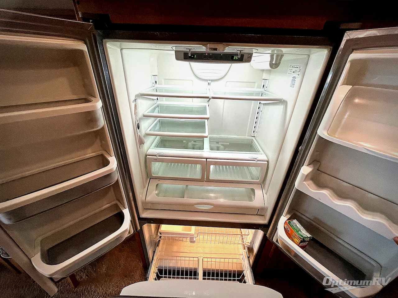 2014 Winnebago Journey 42E Photo 24