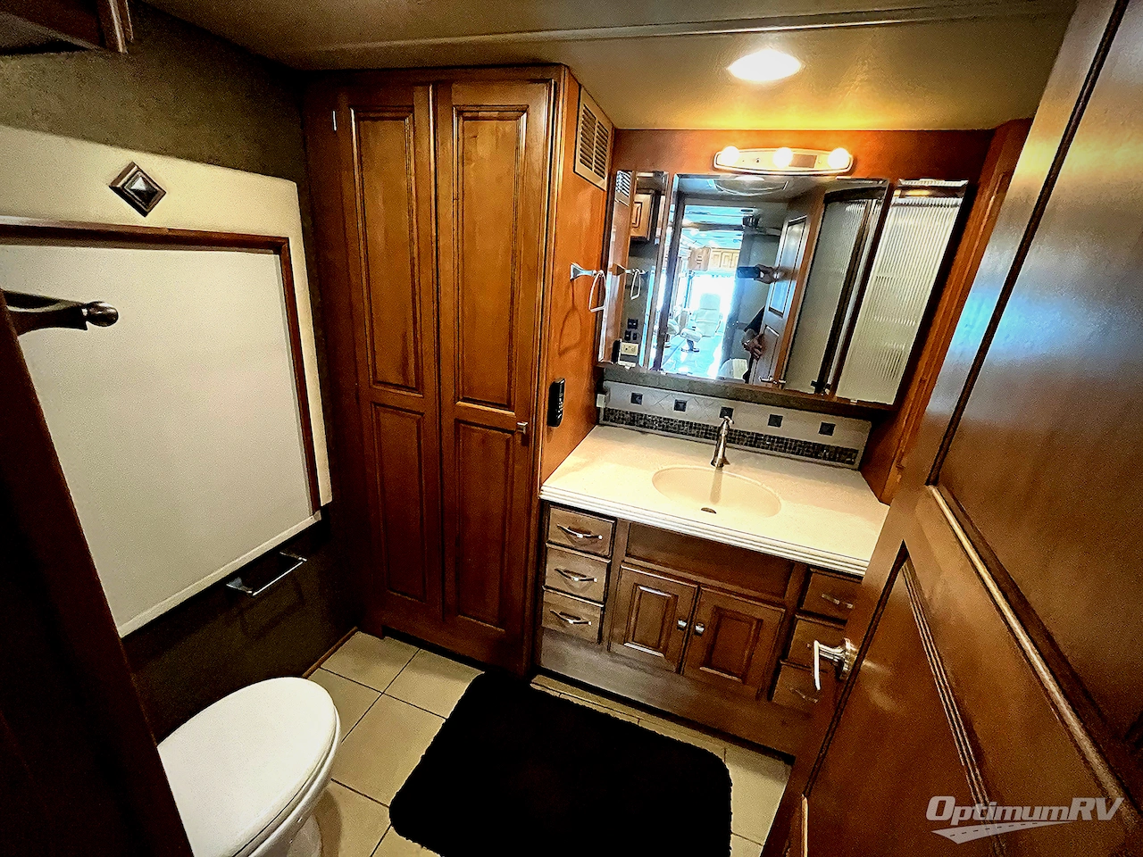 2014 Winnebago Journey 42E Photo 30