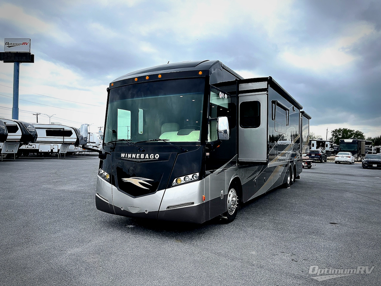 2014 Winnebago Journey 42E Photo 2