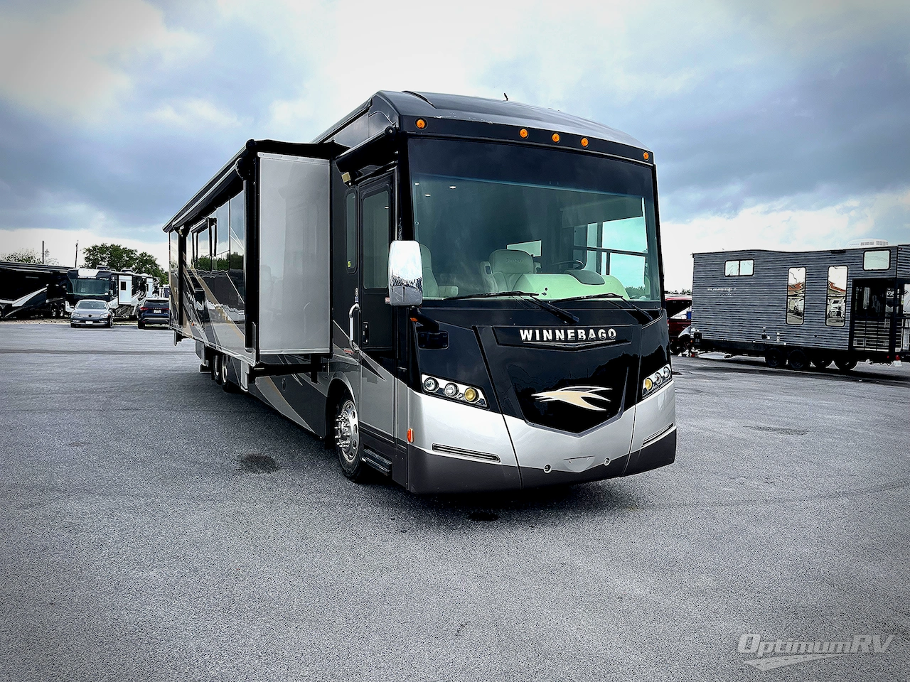 2014 Winnebago Journey 42E Photo 1