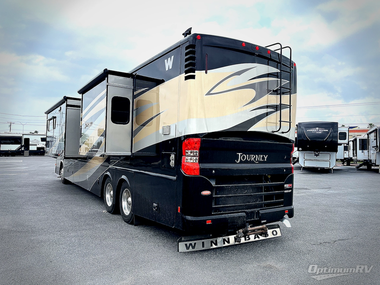 2014 Winnebago Journey 42E Photo 4