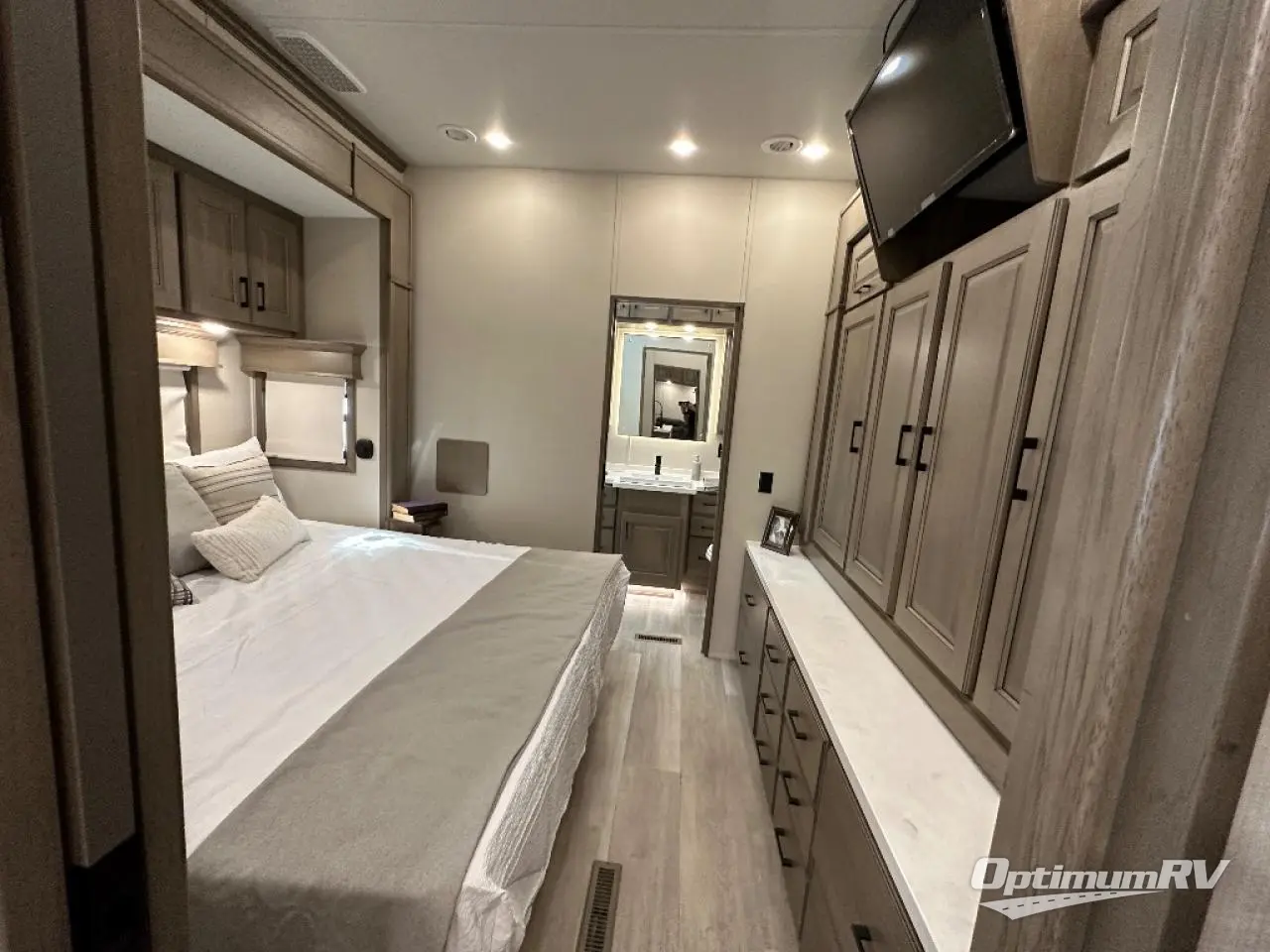 2024 DRV Luxury Suites Mobile Suites MS Orlando Photo 5