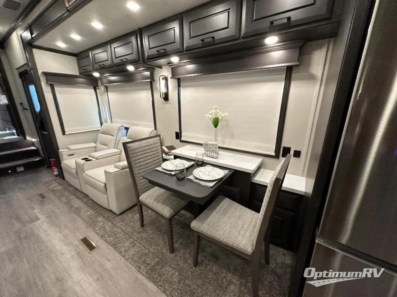 2024 DRV Luxury Suites Mobile Suites MS 41RKDB Photo 8