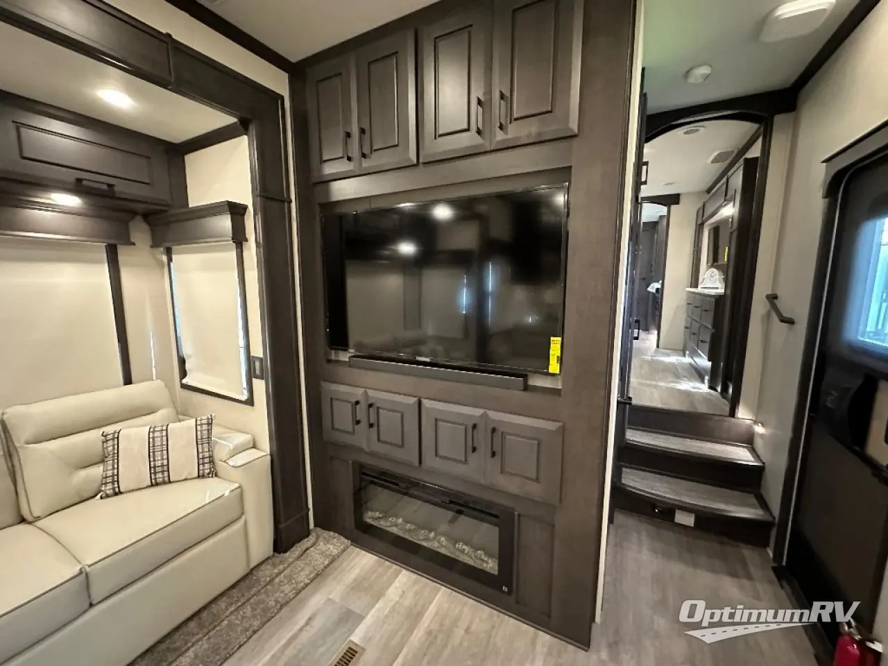 2024 DRV Luxury Suites Mobile Suites MS 41RKDB Photo 12