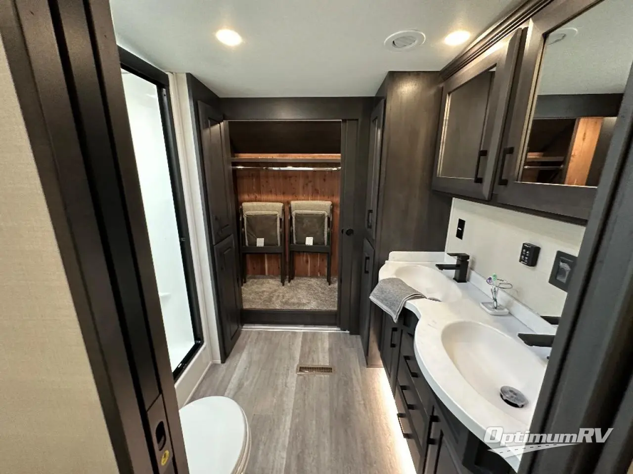 2024 DRV Luxury Suites Mobile Suites MS 41RKDB Photo 18