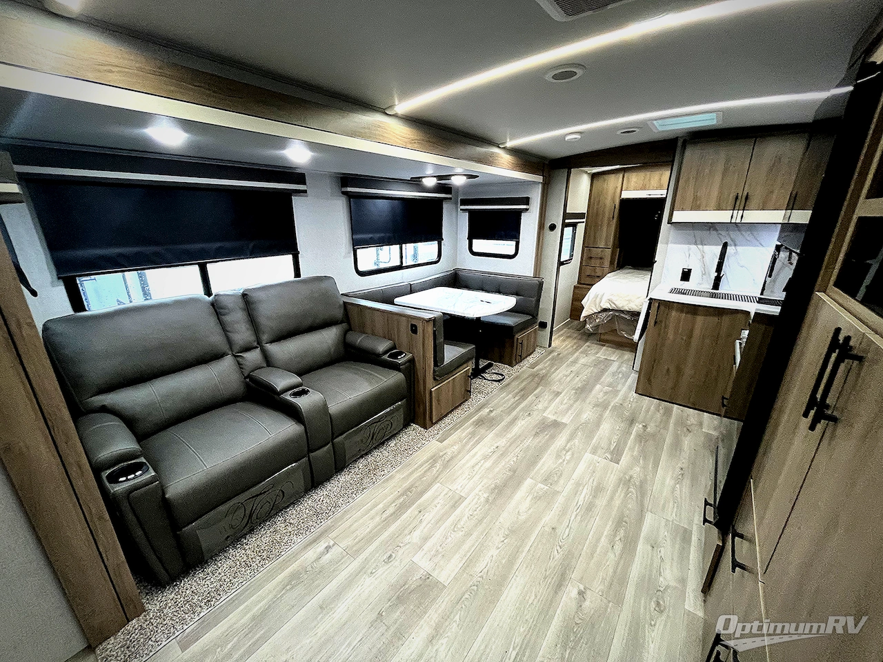 2024 Grand Design Imagine 2600RB Photo 4