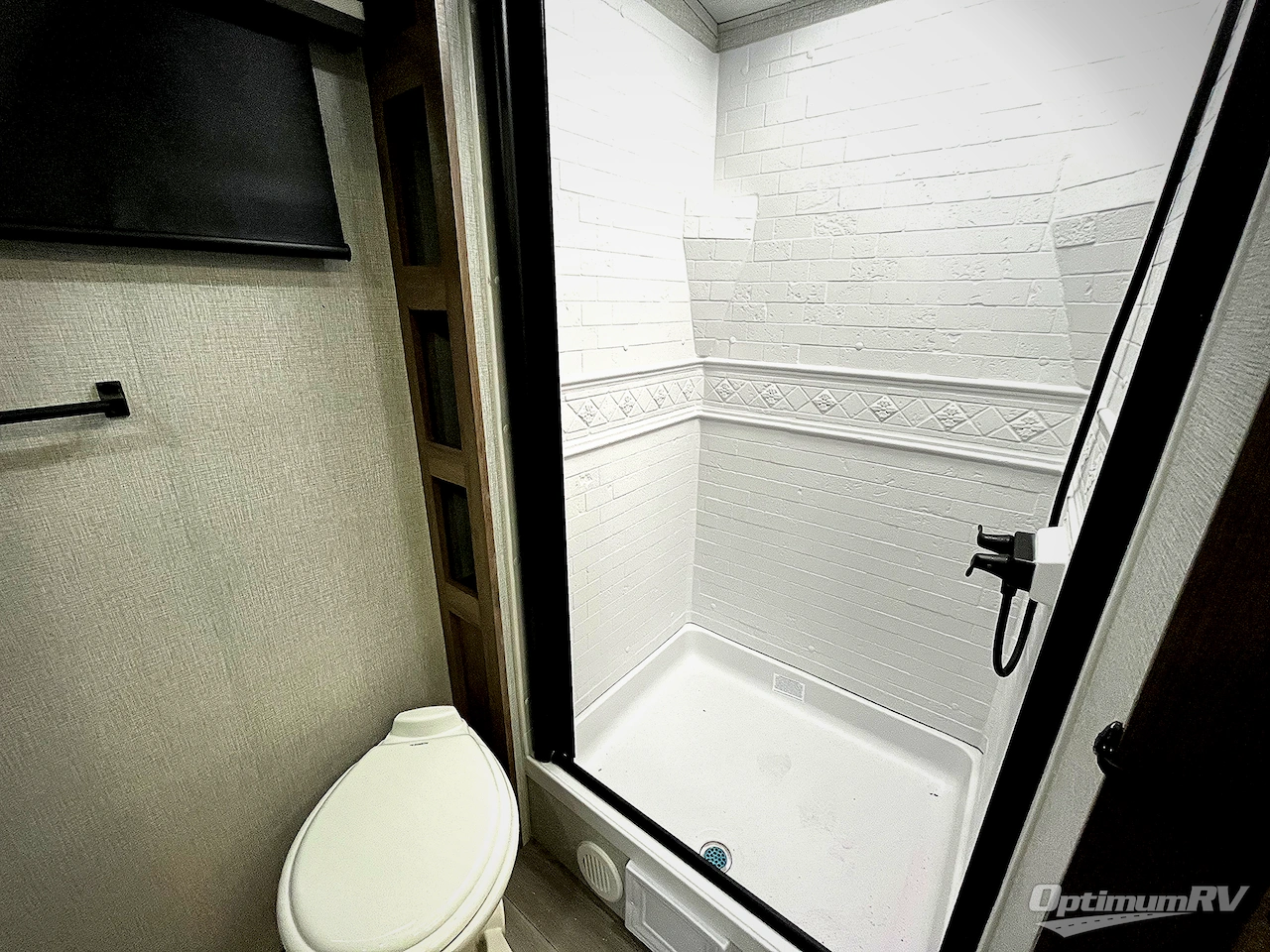 2024 Grand Design Imagine 2600RB Photo 12