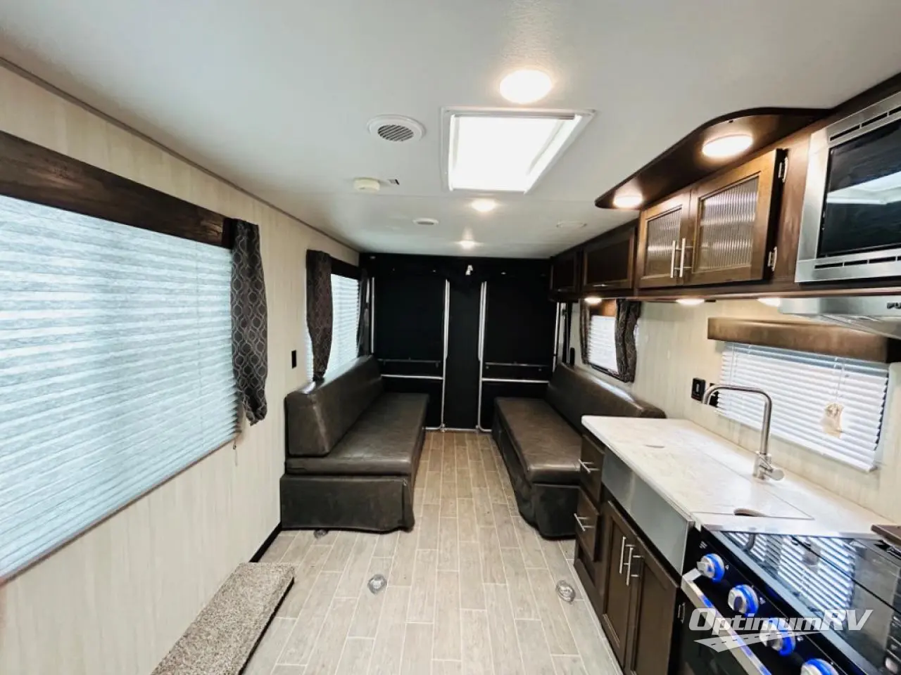 2021 Forest River Cherokee Grey Wolf 25RRT Photo 4