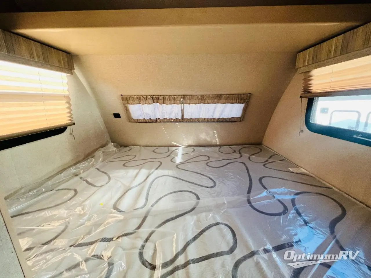 2019 Winnebago Towables Minnie 1710 Photo 13