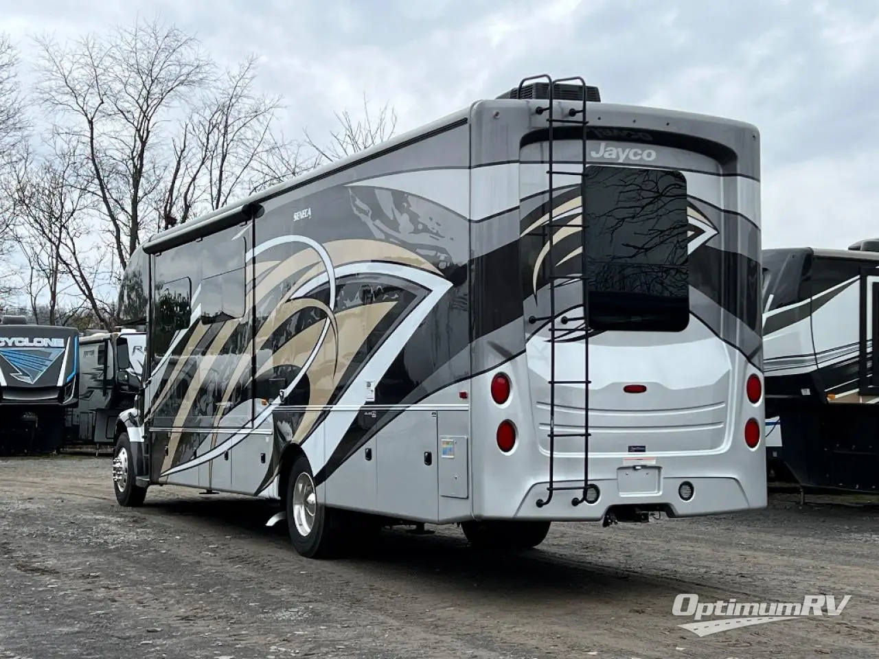 2021 Jayco Seneca 37TS Photo 3