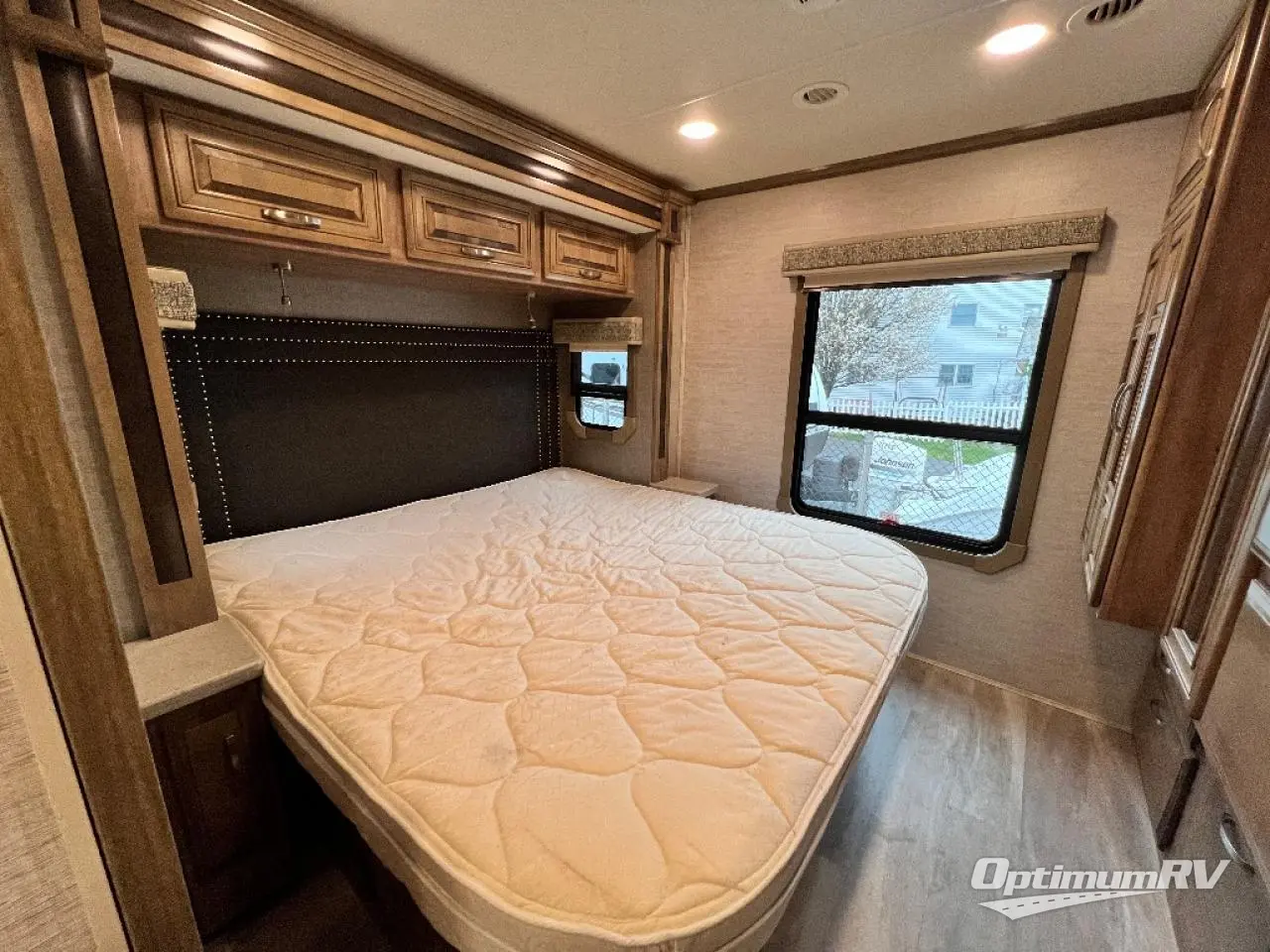 2021 Jayco Seneca 37TS Photo 18