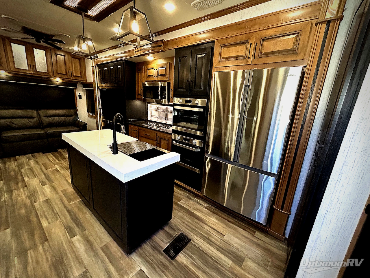 2022 Heartland Landmark Newport Photo 18