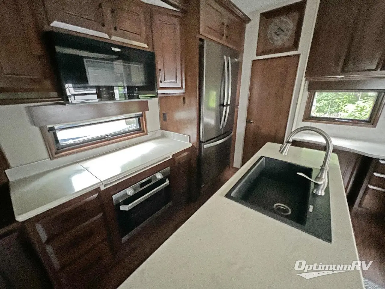 2021 DRV Luxury Suites Mobile Suites 36RKSB4 Photo 7