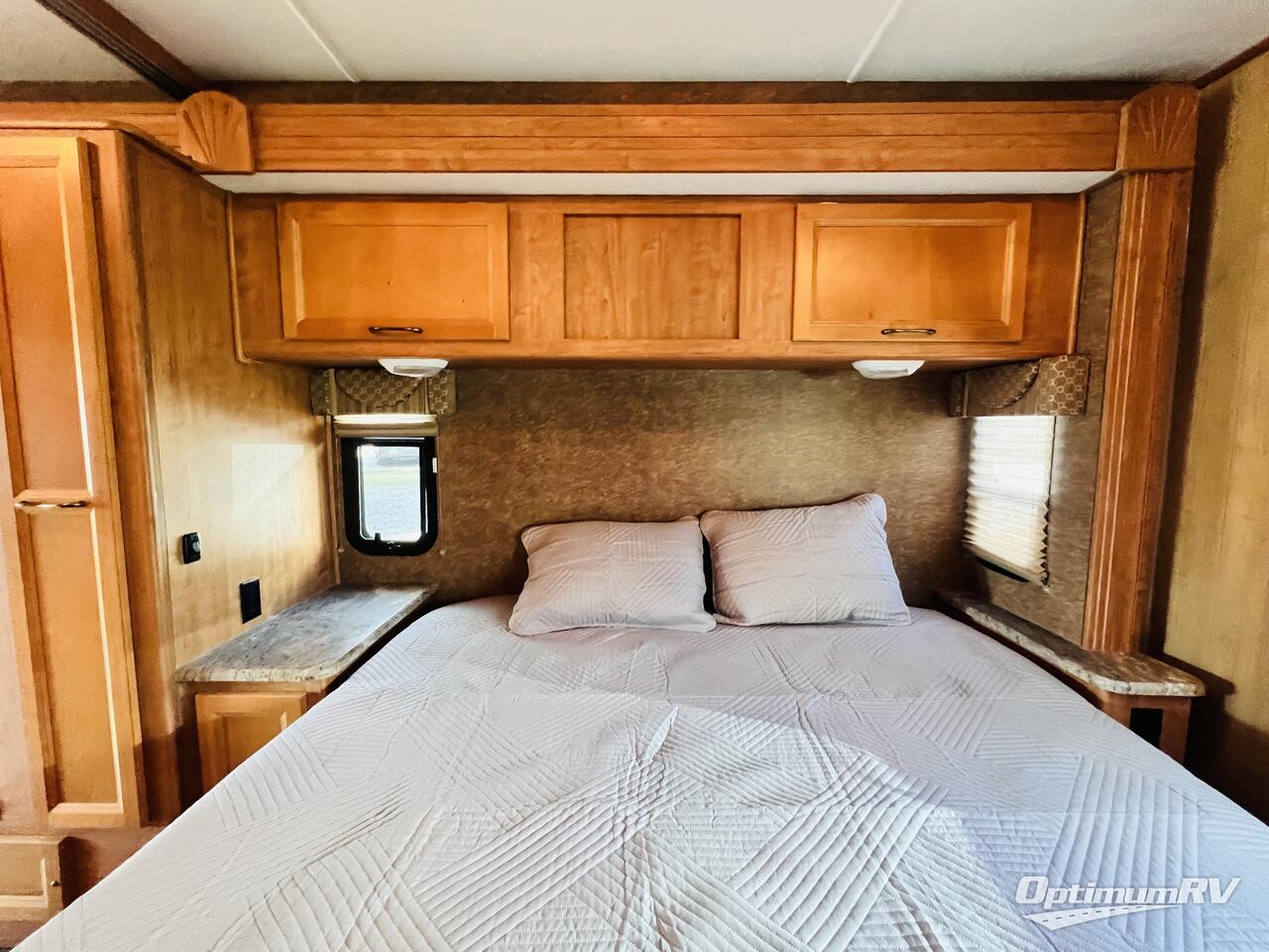 2015 Georgie Boy Pursuit 27KB Photo 17