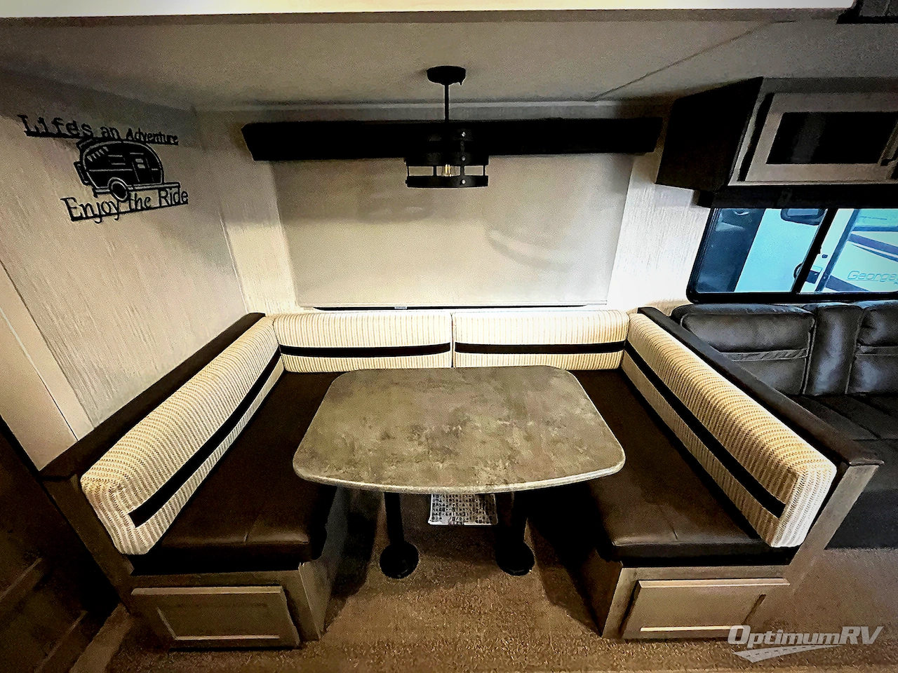 2022 Palomino Puma 32RBFQ Photo 7