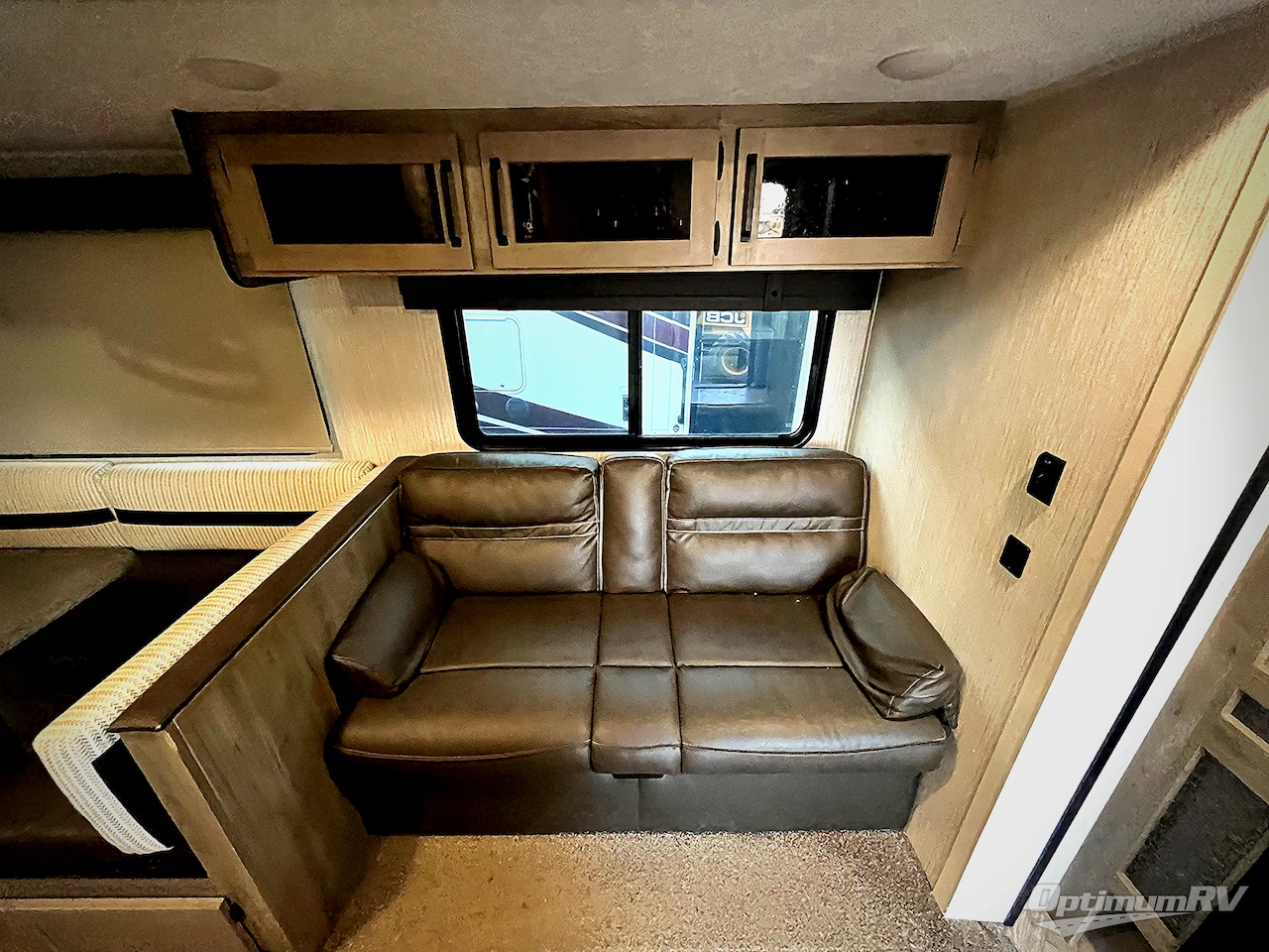 2022 Palomino Puma 32RBFQ Photo 8