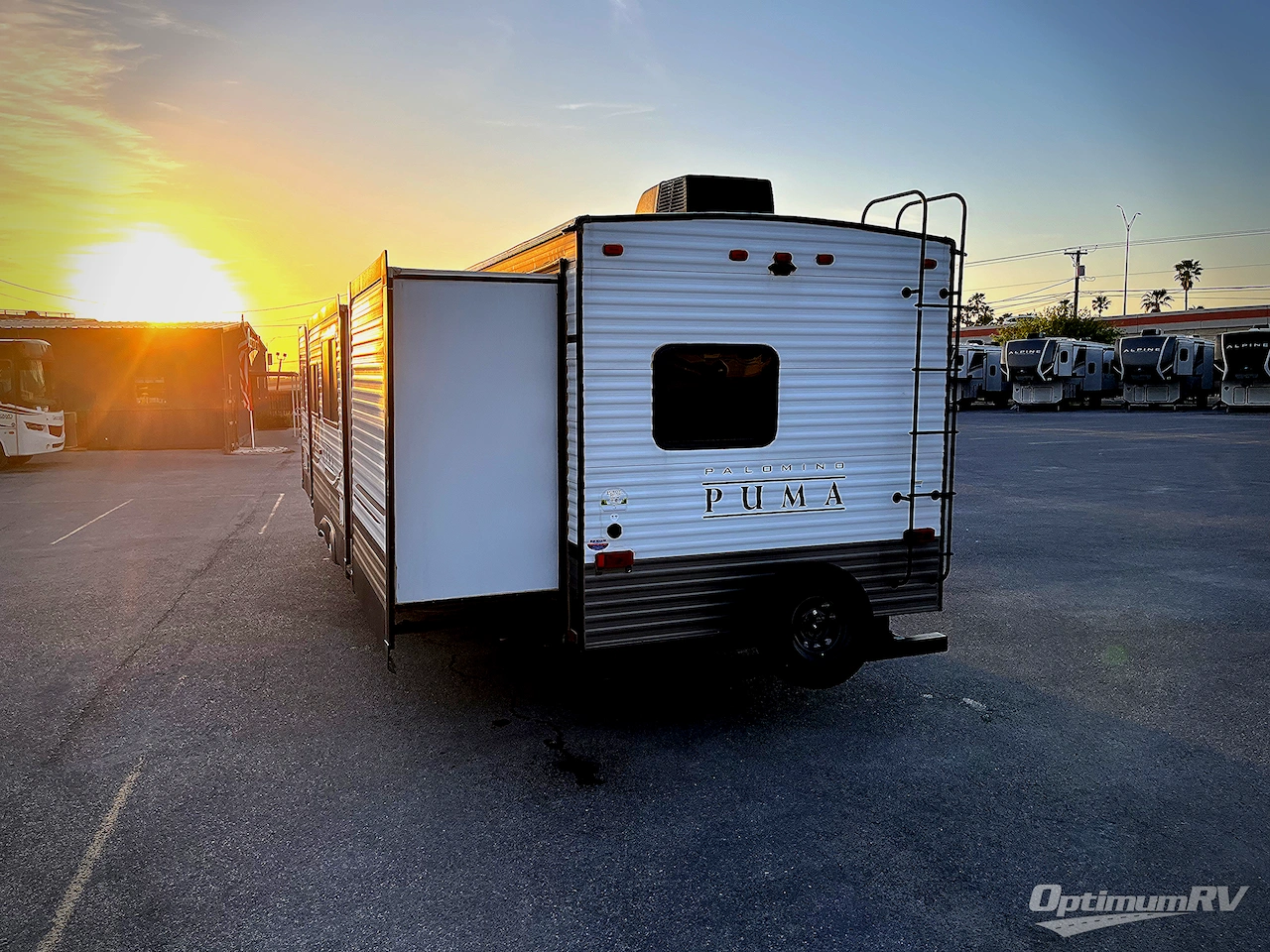 2022 Palomino Puma 32RBFQ Photo 3