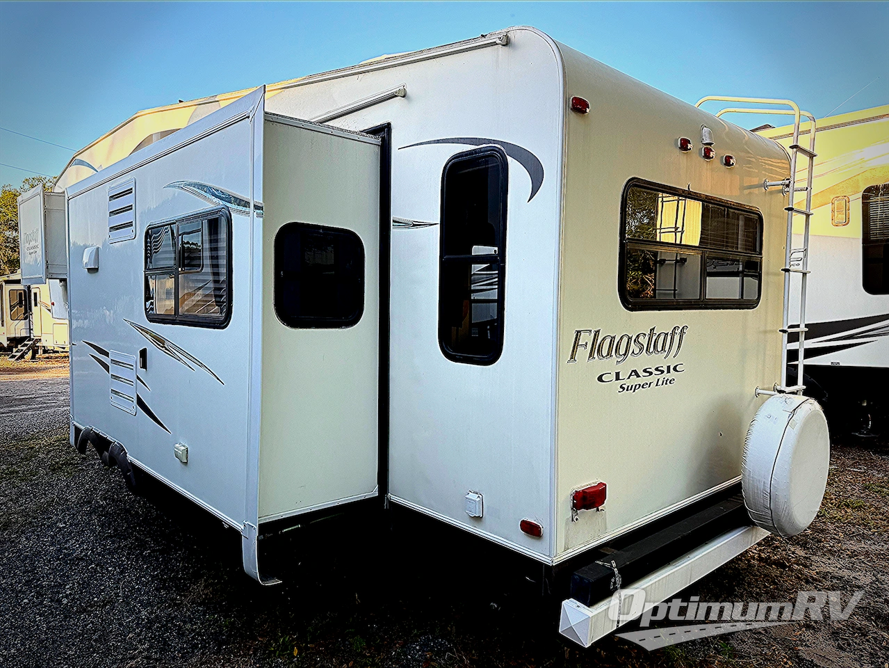 2014 Forest River Flagstaff Classic Super Lite 8528RSWS Photo 3