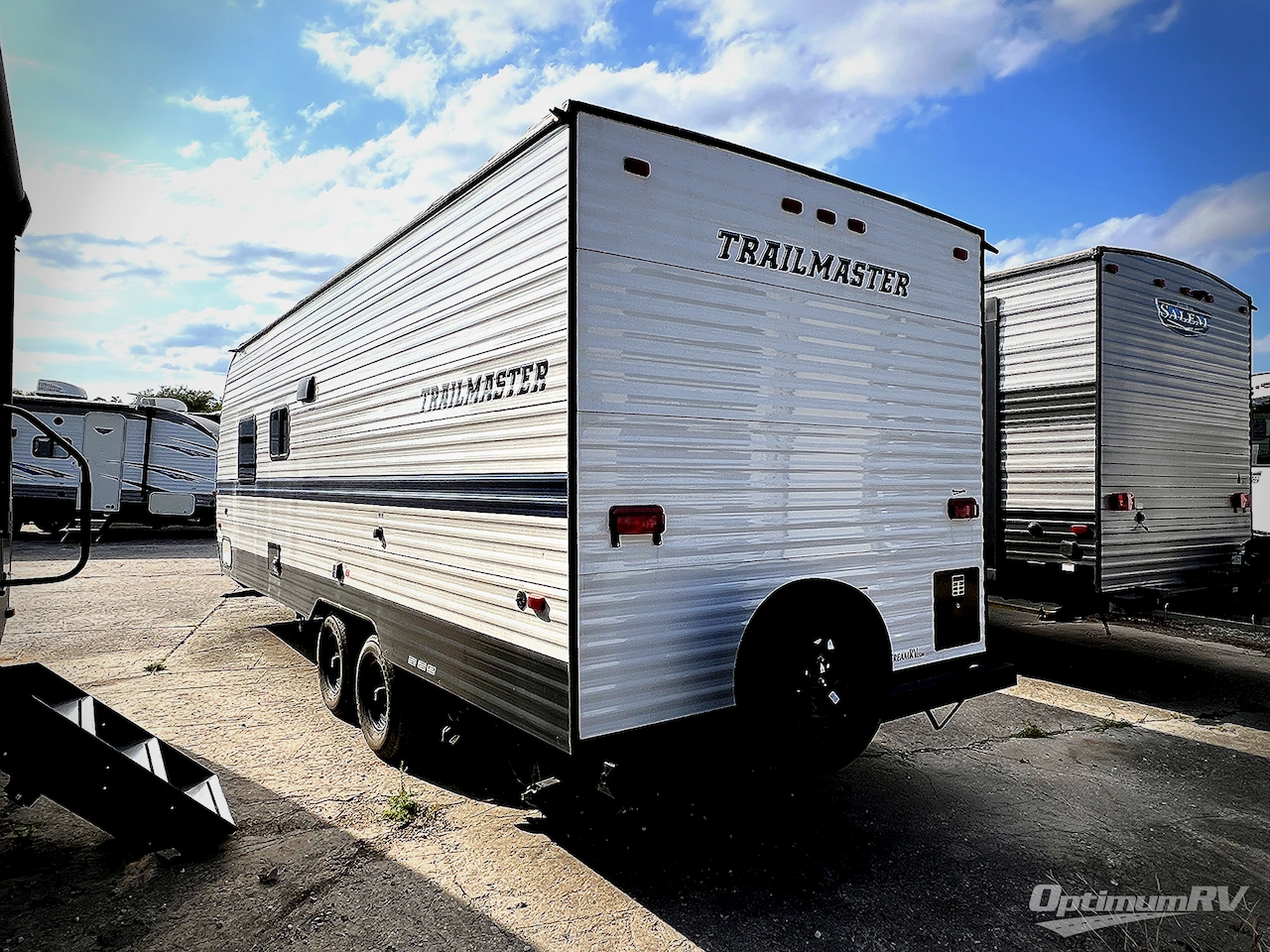 2022 Gulf Stream Trailmaster Ultra-Lite 248BH Photo 3
