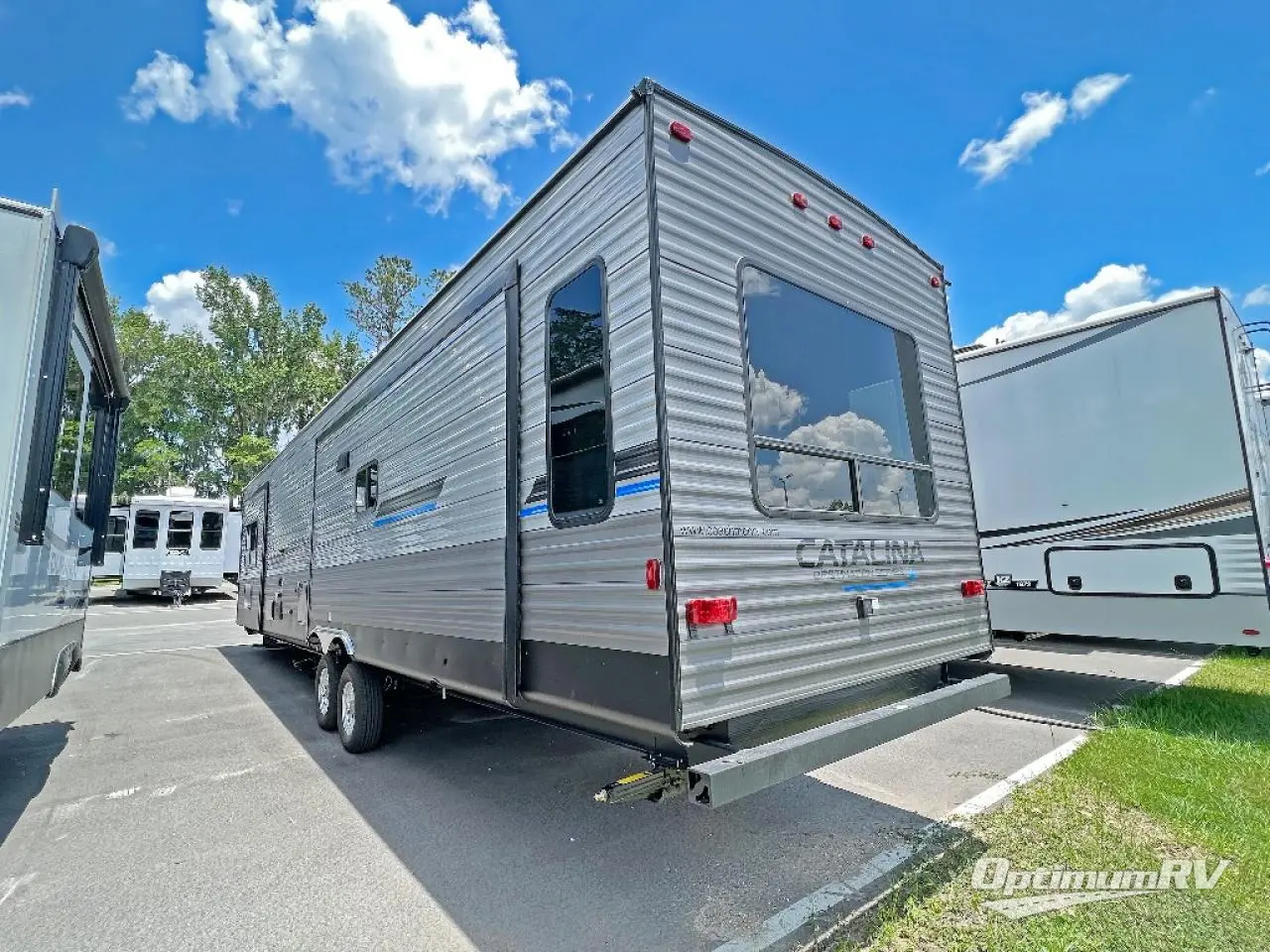 2023 Coachmen Catalina Destination Series 39RLTS Photo 4