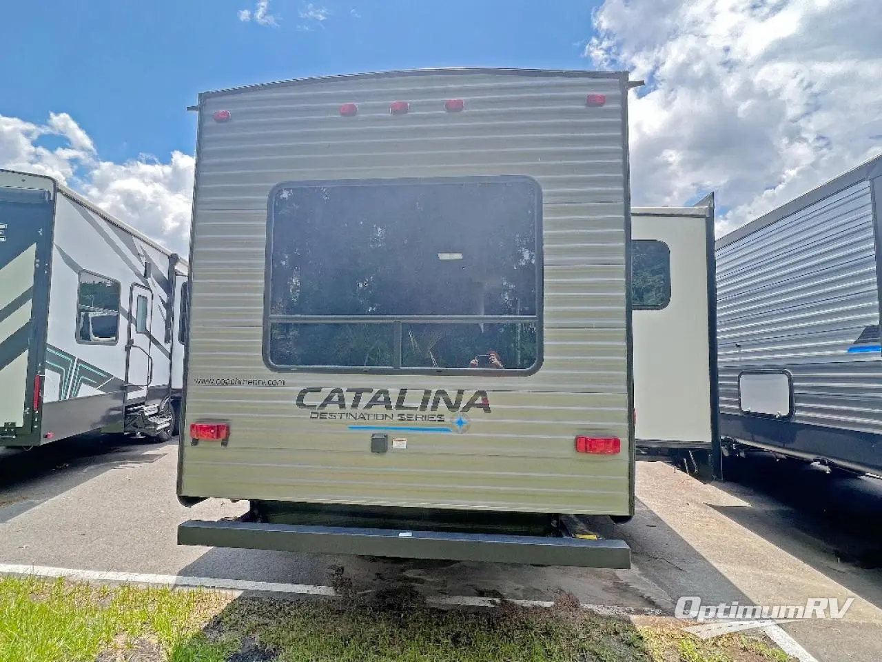 2023 Coachmen Catalina Destination Series 39RLTS Photo 3