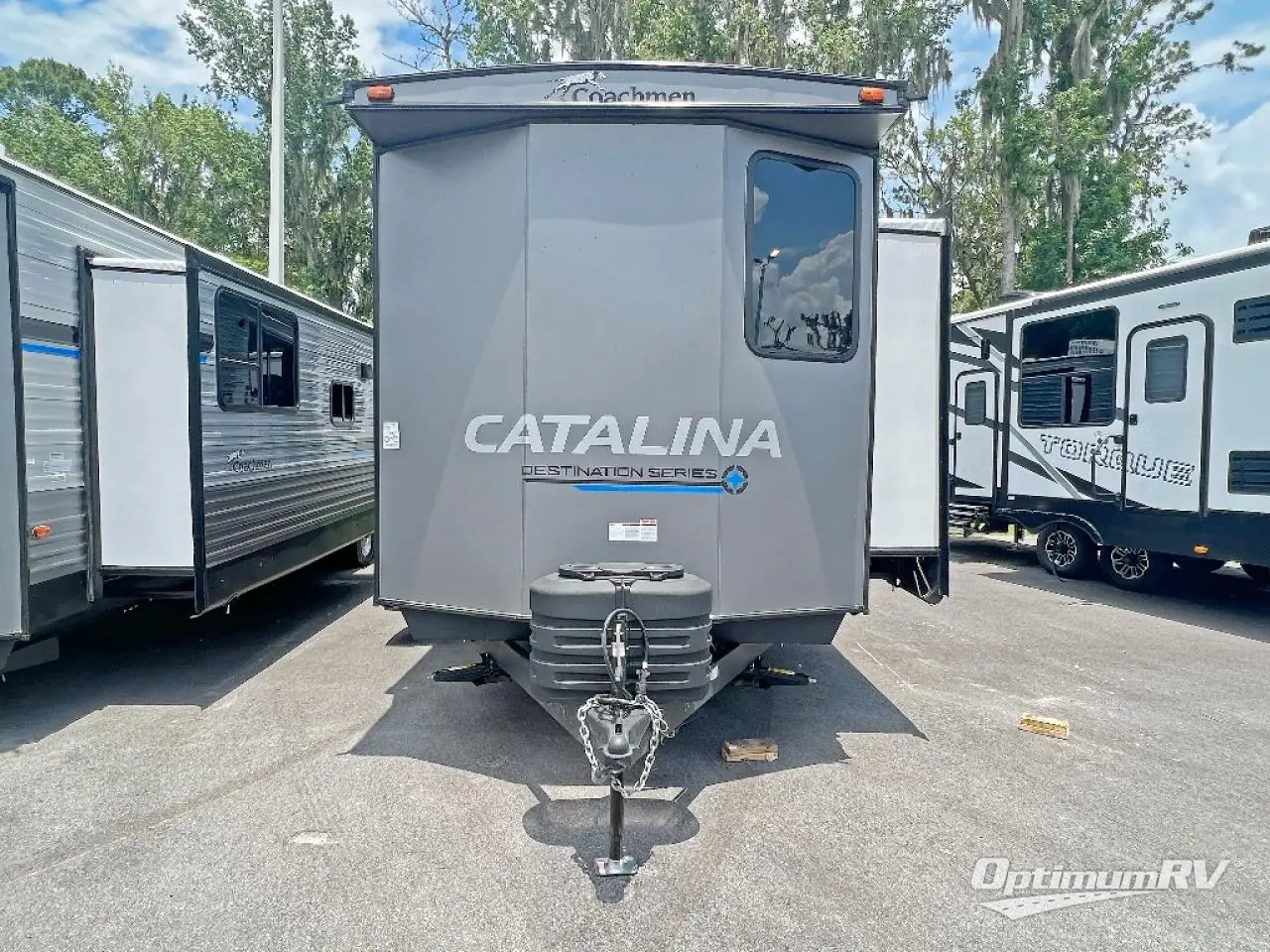 2023 Coachmen Catalina Destination Series 39RLTS Photo 6