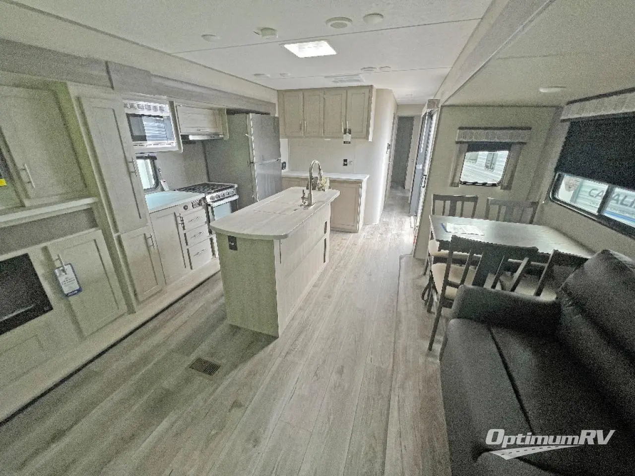 2023 Coachmen Catalina Destination Series 39RLTS Photo 11