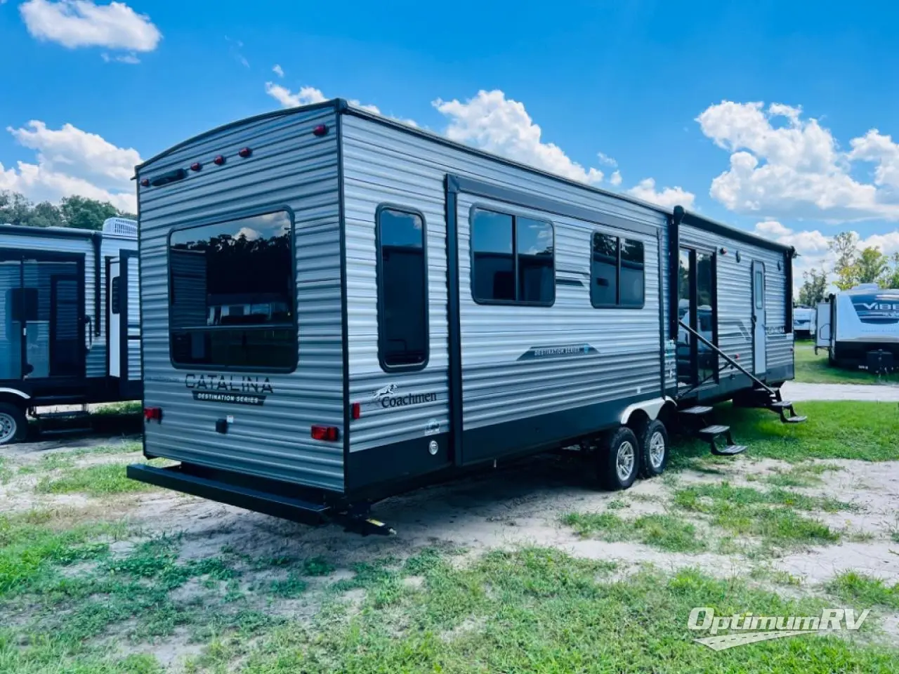 2024 Coachmen Catalina Destination Series 39RLTS Photo 2