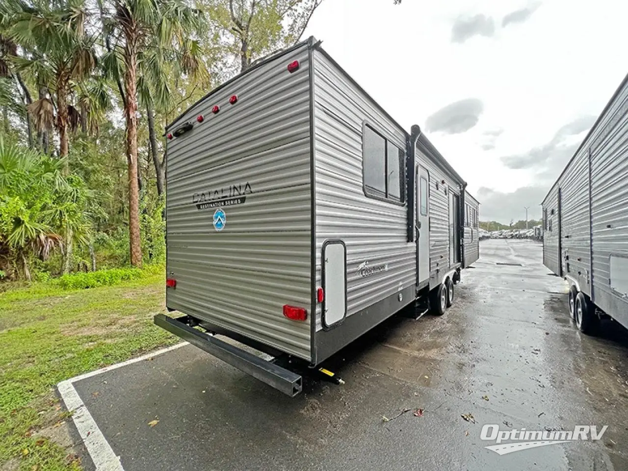 2024 Coachmen Catalina Destination Series 39MKTS Photo 2