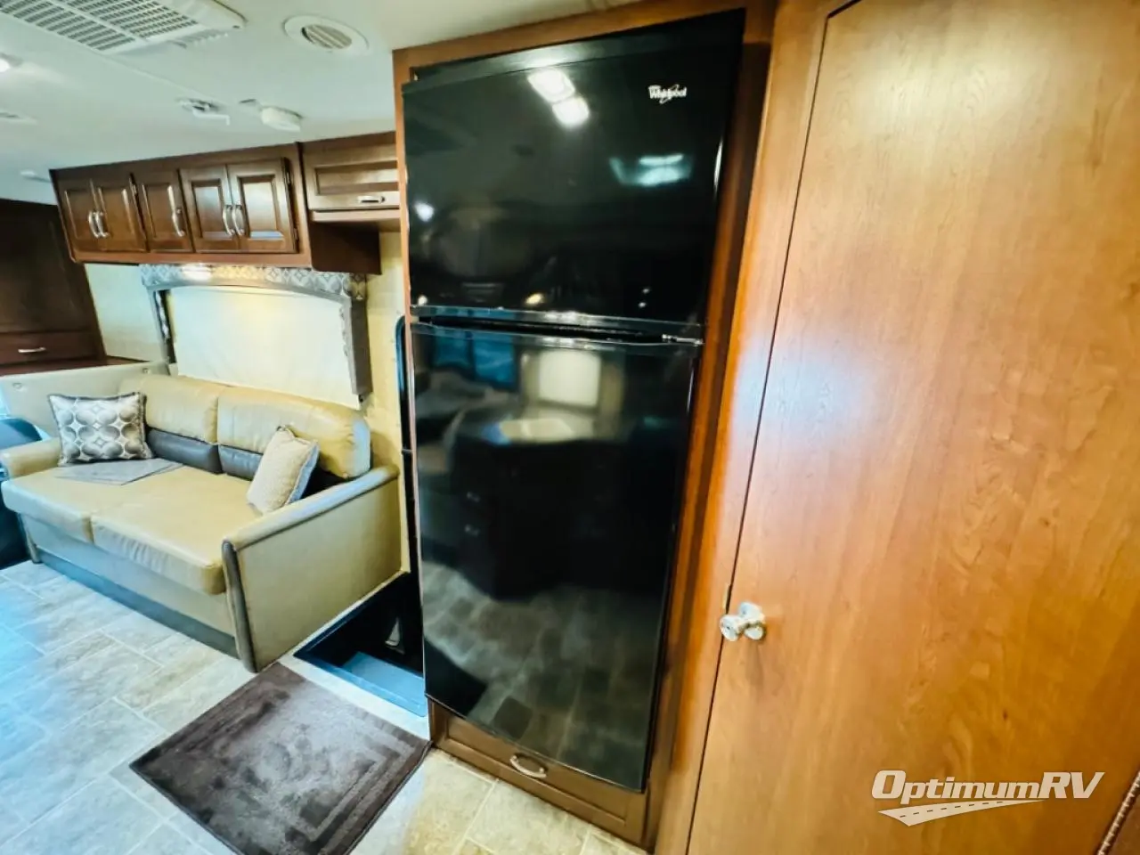 2015 Thor Chateau Super C 35SF Photo 11