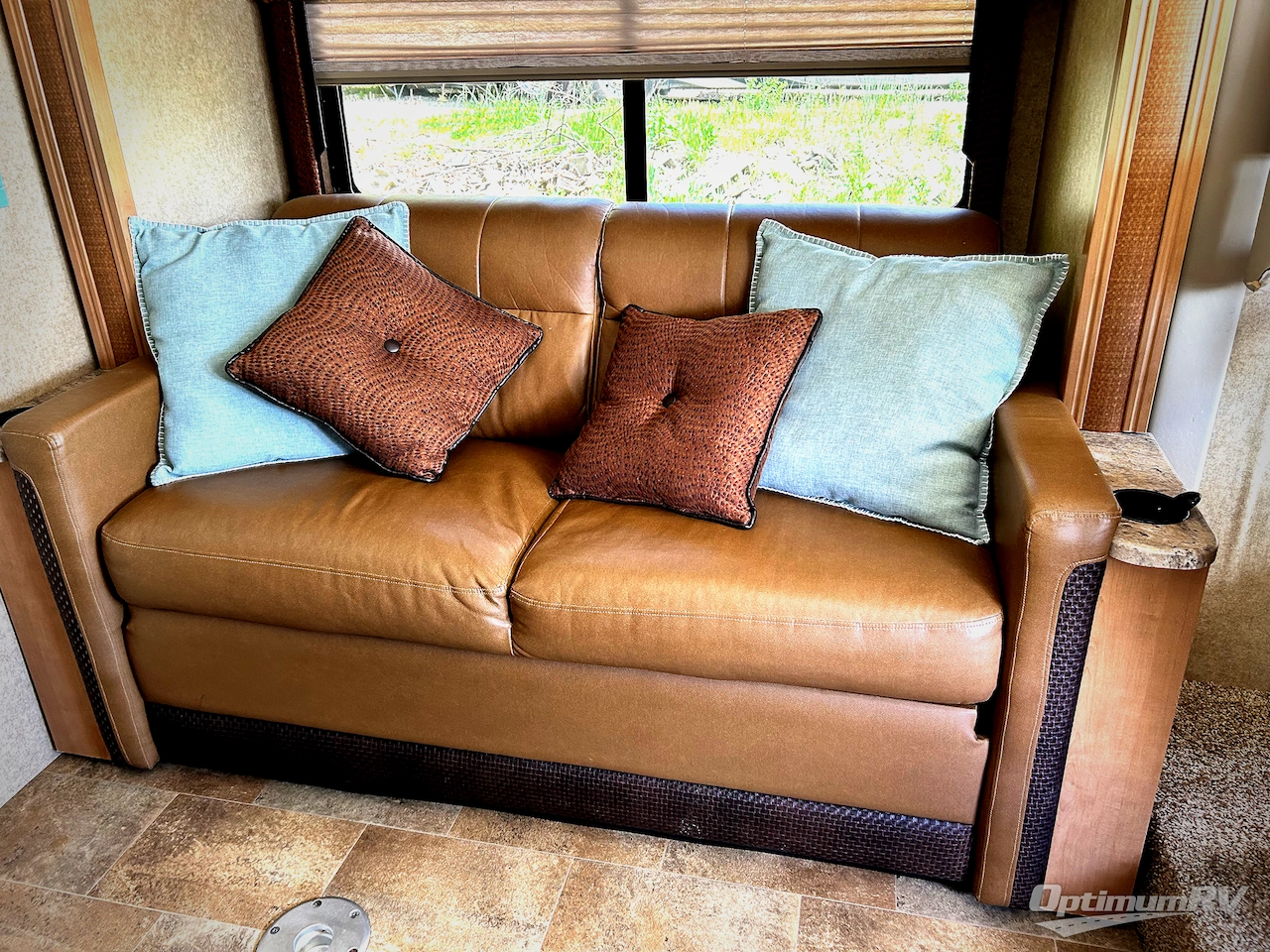 2014 Thor Axis 24 1 Photo 6
