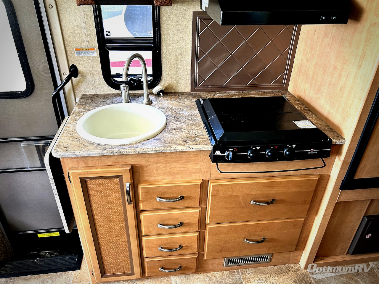 2014 Thor Axis 24 1 Photo 8