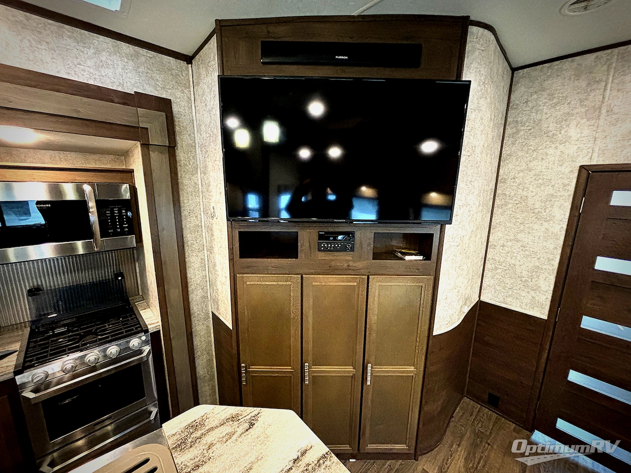2019 Highland Ridge Open Range 3X M-427BHS Photo 8