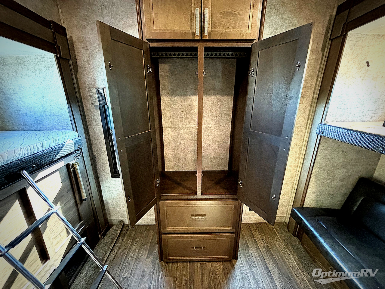 2019 Highland Ridge Open Range 3X M-427BHS Photo 11
