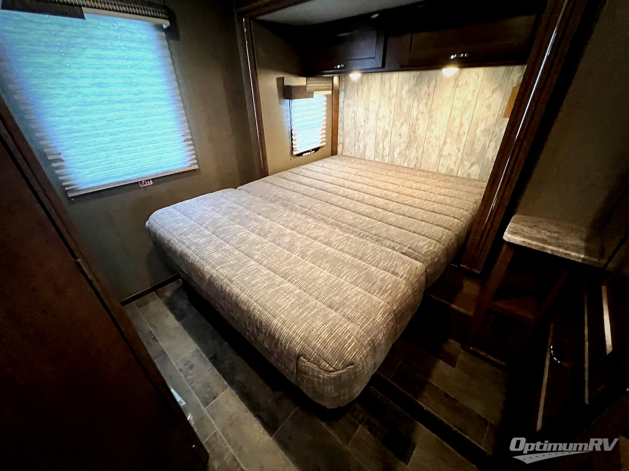 2018 Winnebago Outlook 22C Photo 16