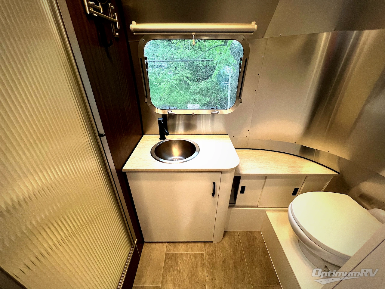 2022 Airstream Caravel 22FB Photo 16