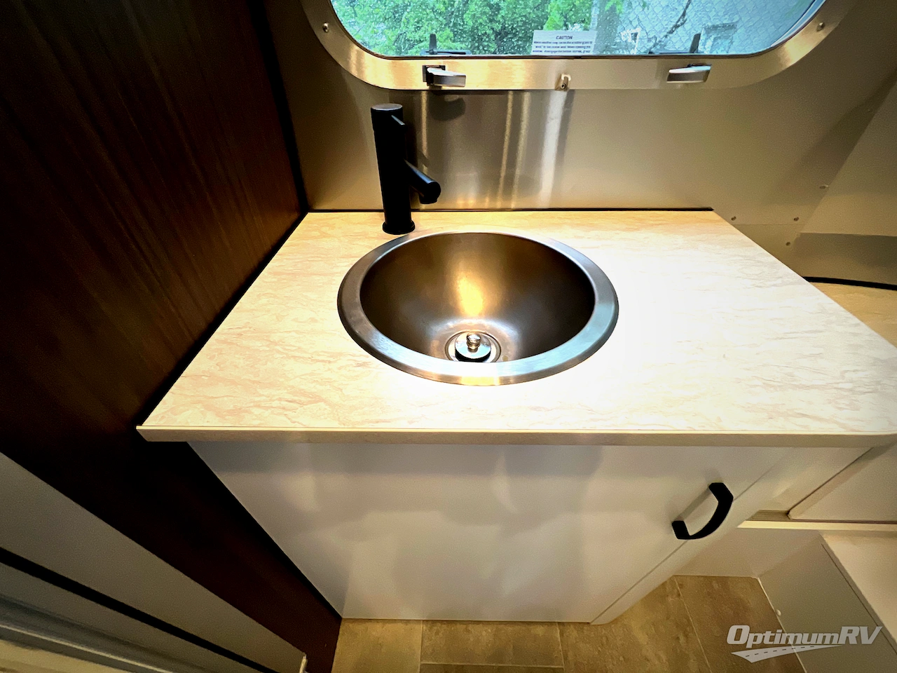 2022 Airstream Caravel 22FB Photo 17