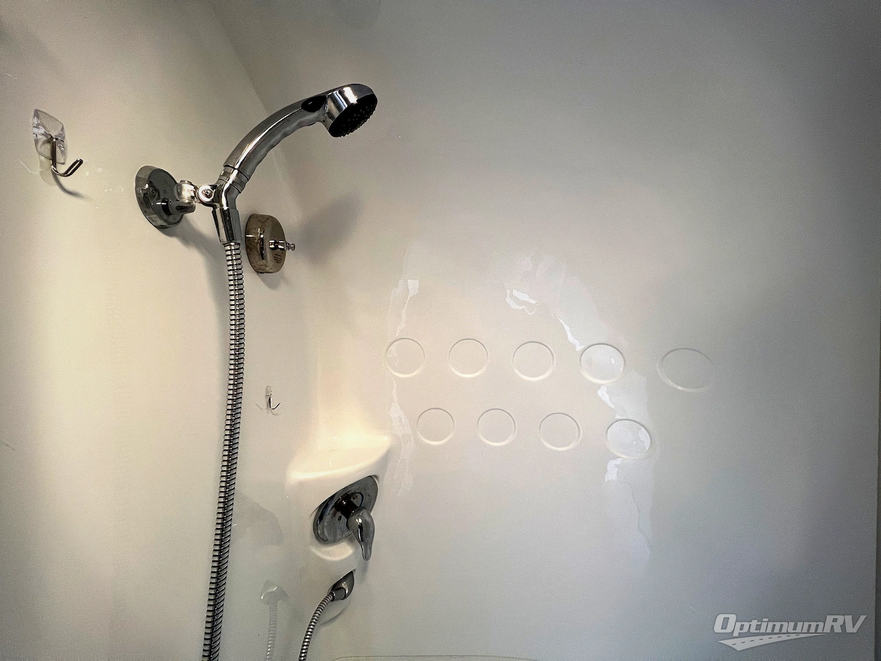 2022 Airstream Caravel 22FB Photo 19