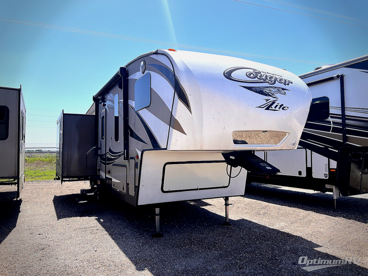 2015 Keystone Cougar 313RLI Photo 1