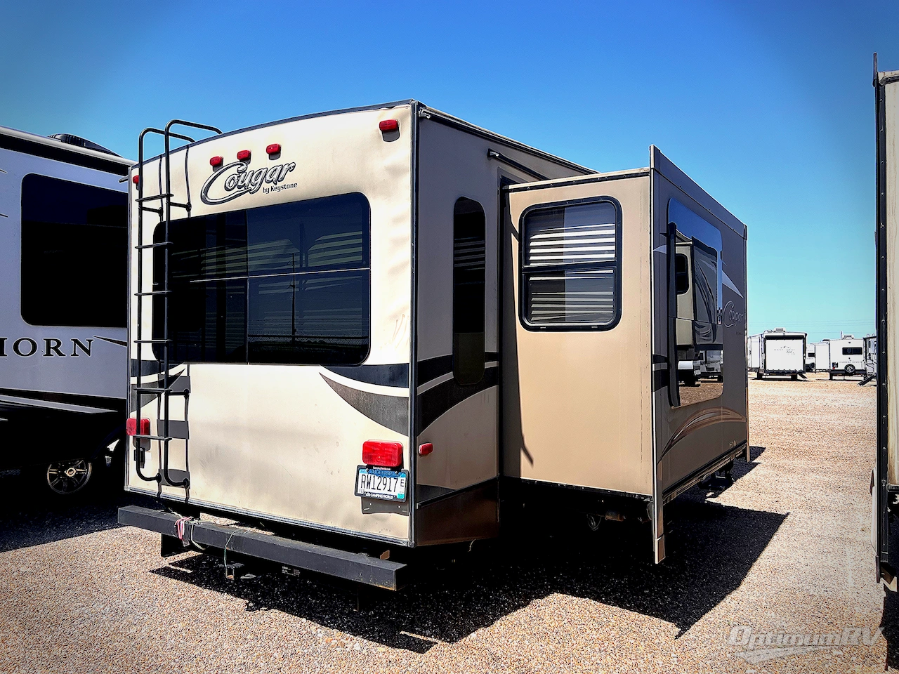 2015 Keystone Cougar 313RLI Photo 2