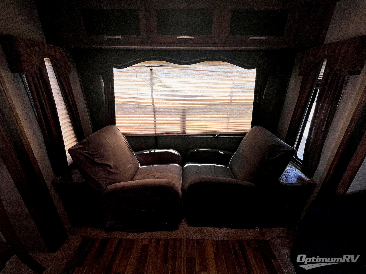 2015 Keystone Cougar 313RLI Photo 11