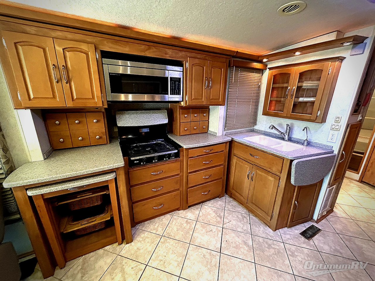 2005 Itasca Suncruiser 35A Photo 12