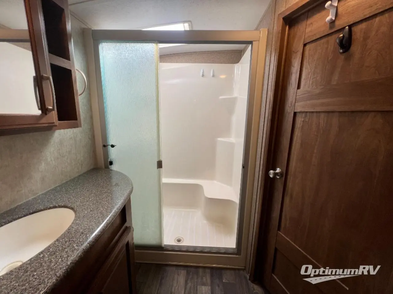 2016 Keystone Montana 3720RL Photo 26