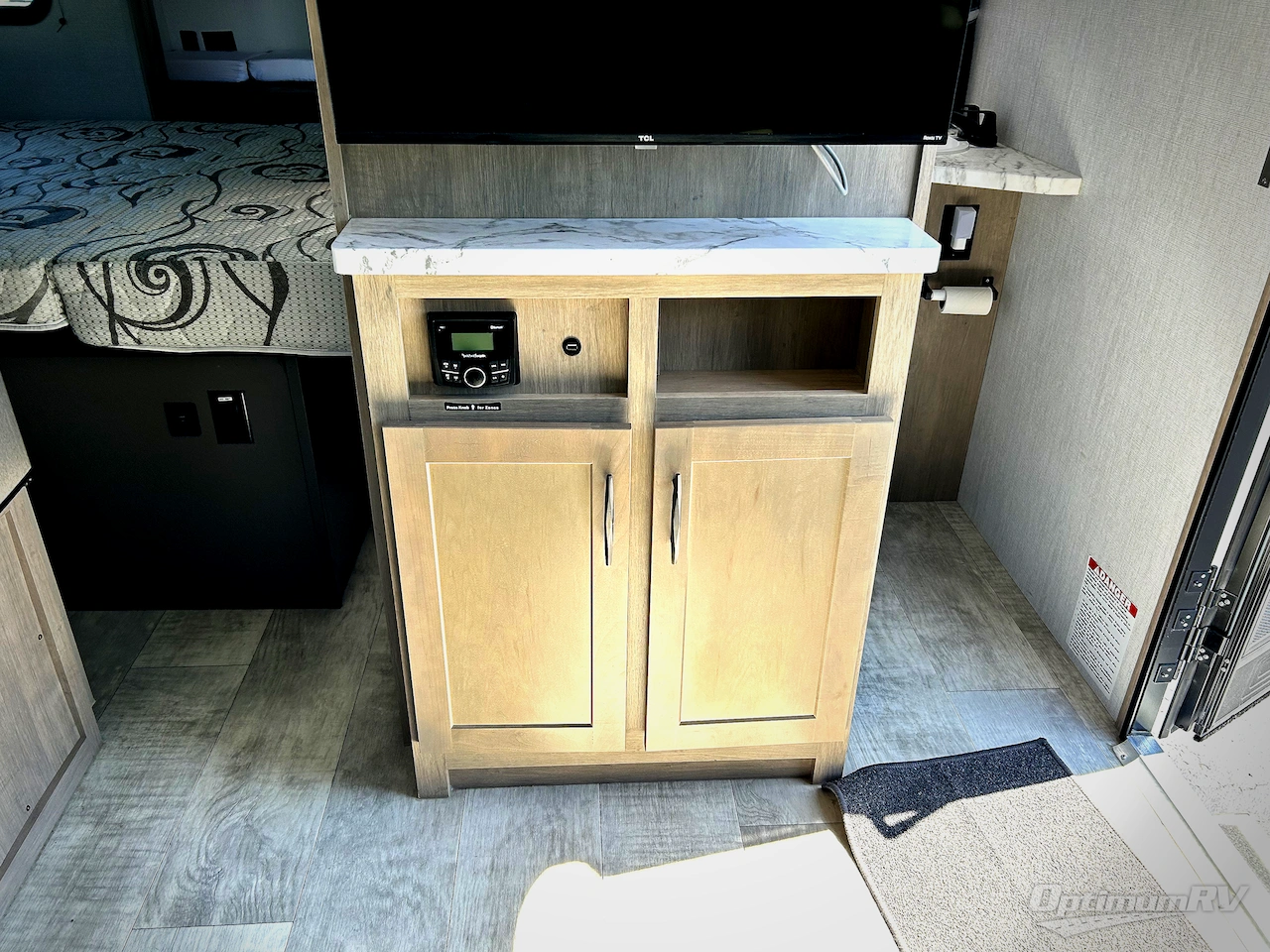2023 Grand Design Momentum G-Class 31G Photo 8
