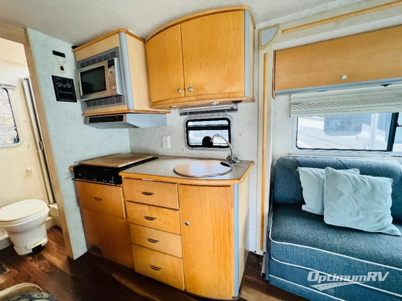 2006 Winnebago View 23H Photo 9