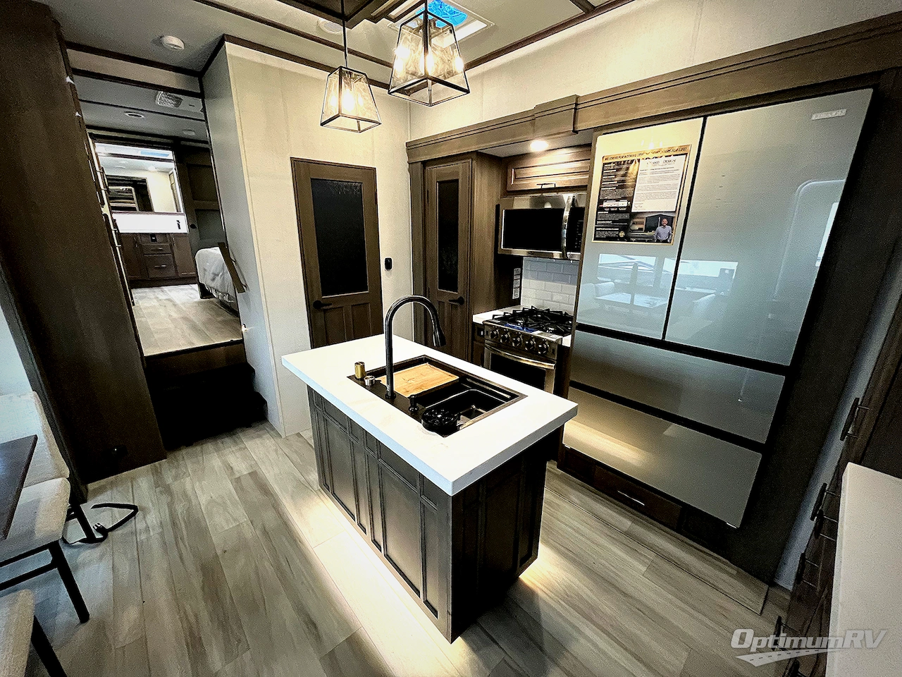2024 Grand Design Solitude 380FL Photo 4