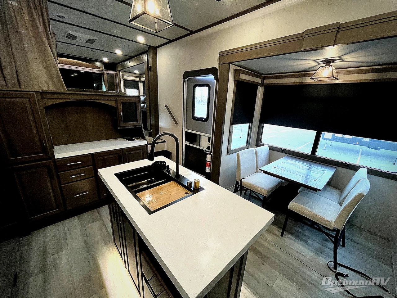 2024 Grand Design Solitude 380FL Photo 6