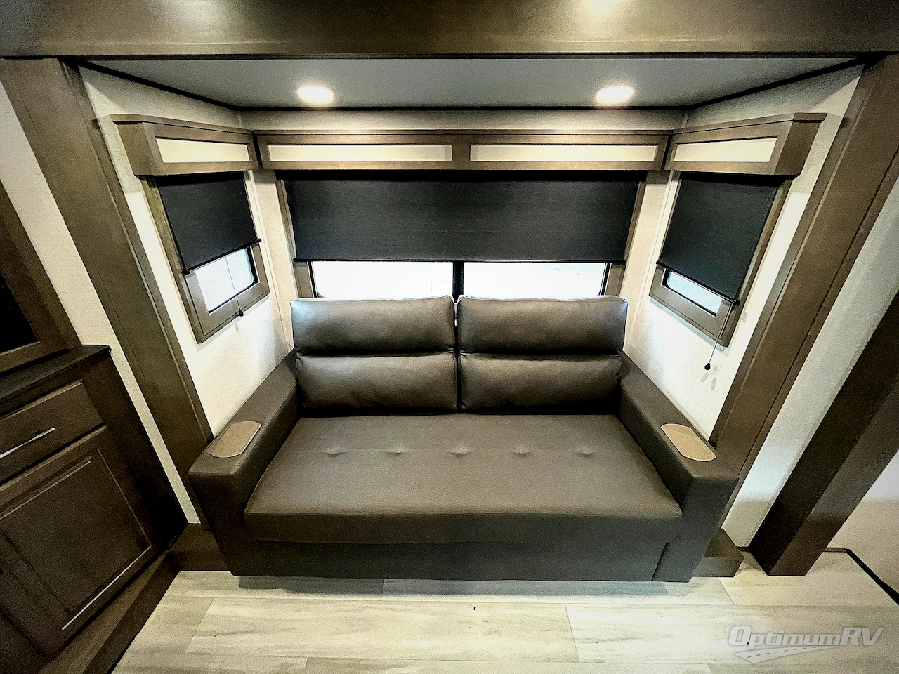 2024 Grand Design Solitude 380FL Photo 22