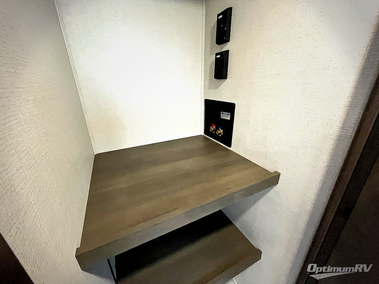 2024 Grand Design Solitude 380FL Photo 33